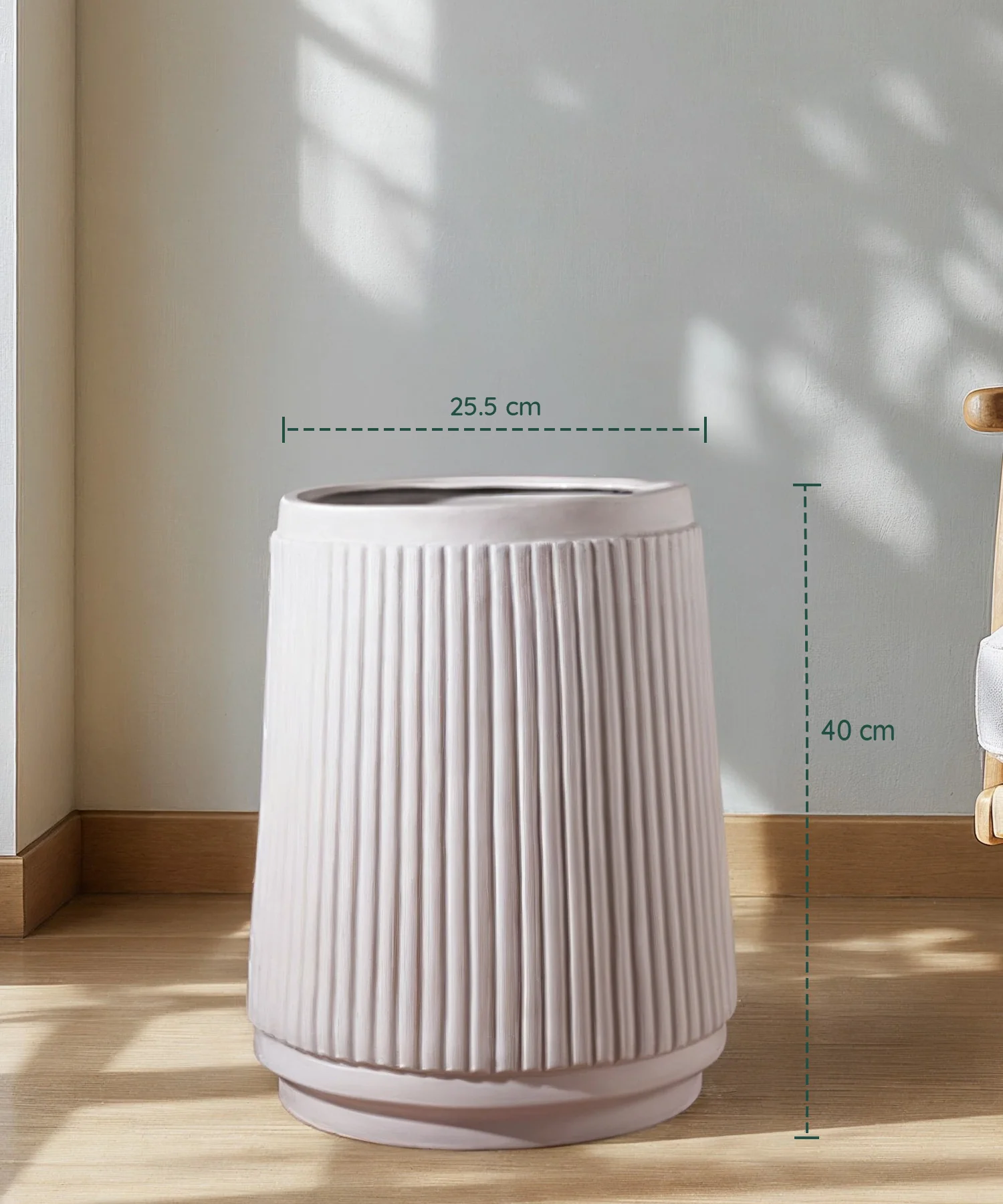 Amsterdam Muse Fiberglass Planter - Image 15