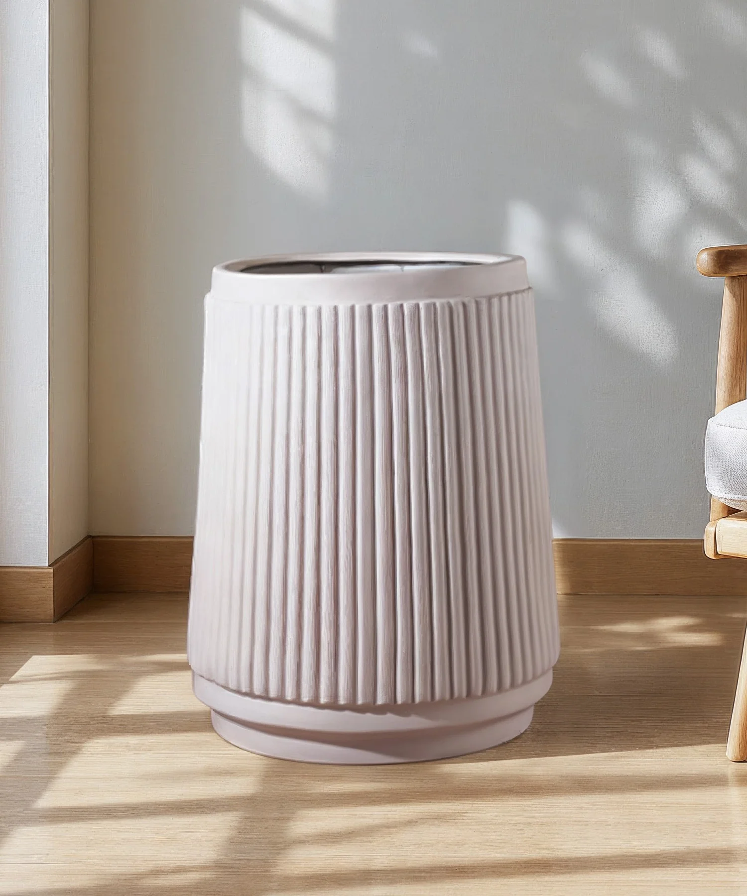 Amsterdam Muse Fiberglass Planter - Image 19